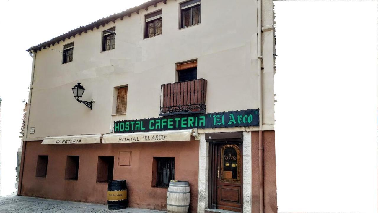 Hostal El Arco Almazán Exterior foto
